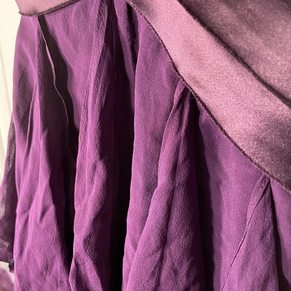 Mixed fabric bcbg halter cocktail dress - Picture 4 of 6